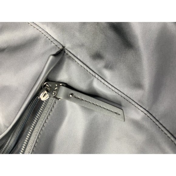 TUMI Nylon Tote Bag Laptop Travel Bag Gray Double Handles Zip Pockets Women's L - Picture 11 of 13